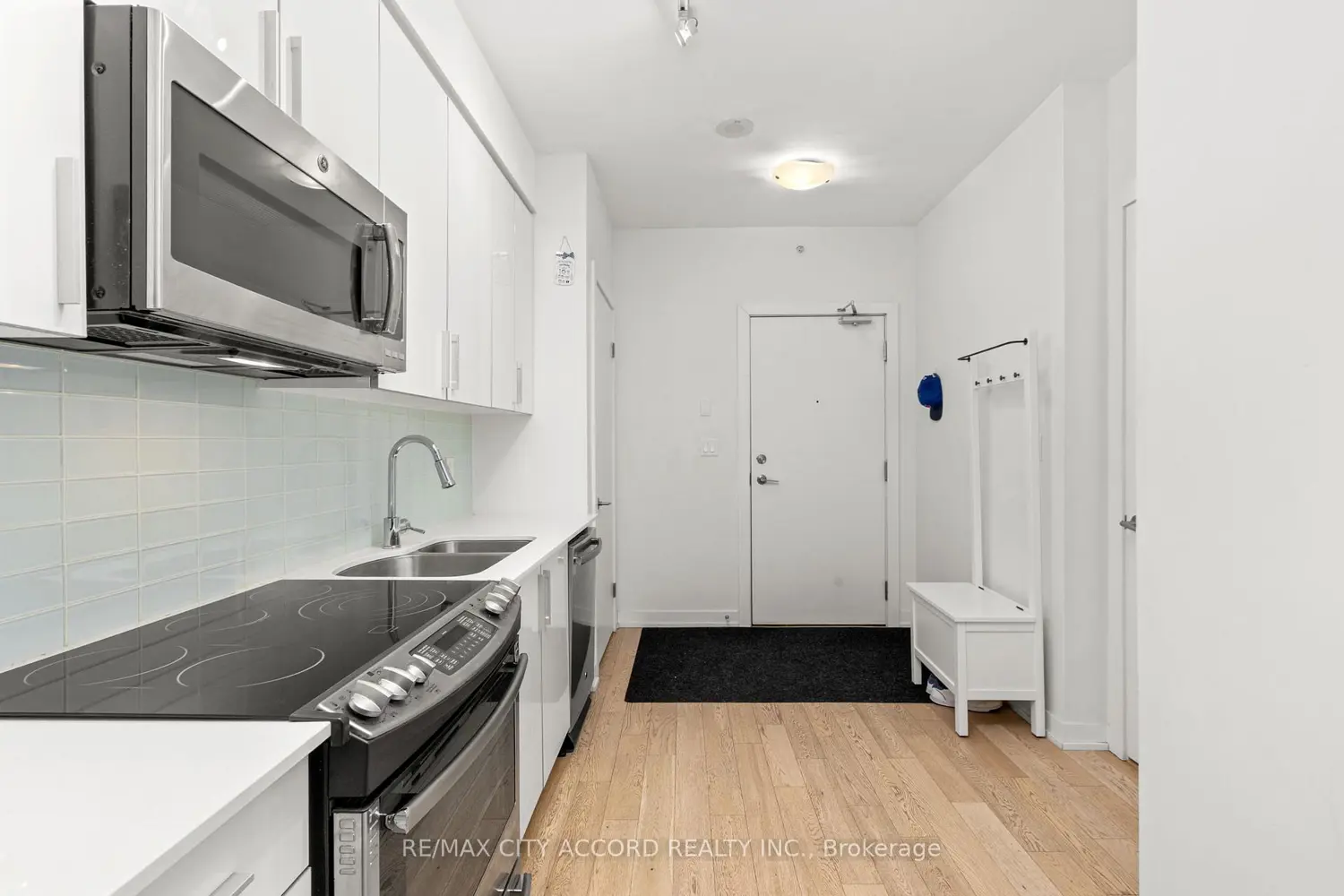 Additional image 5 of 20 Bruyeres Mews 311