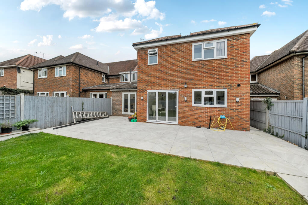 Additional image 7 of Drakes Drive, St. Albans, AL1