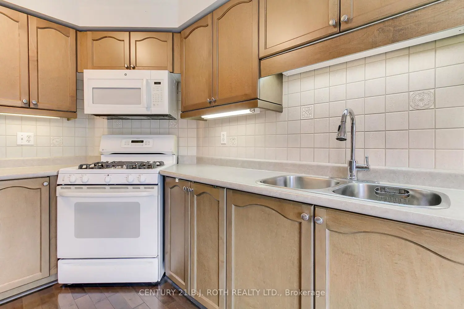 Additional image 8 of 484 Menczel Crescent