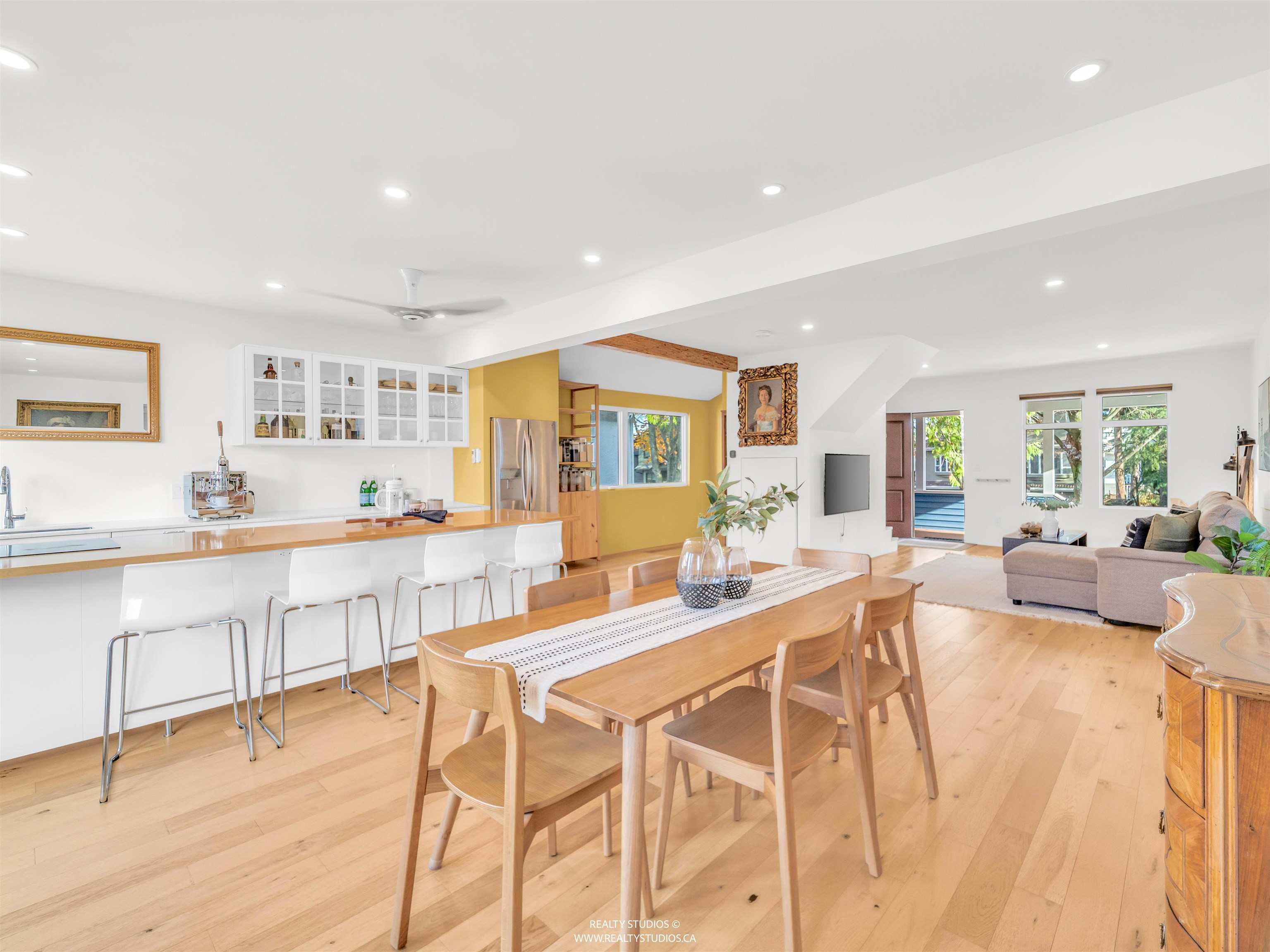 Additional image 3 of 4379 Welwyn Street, Vancouver, BC, V5N 3Z3