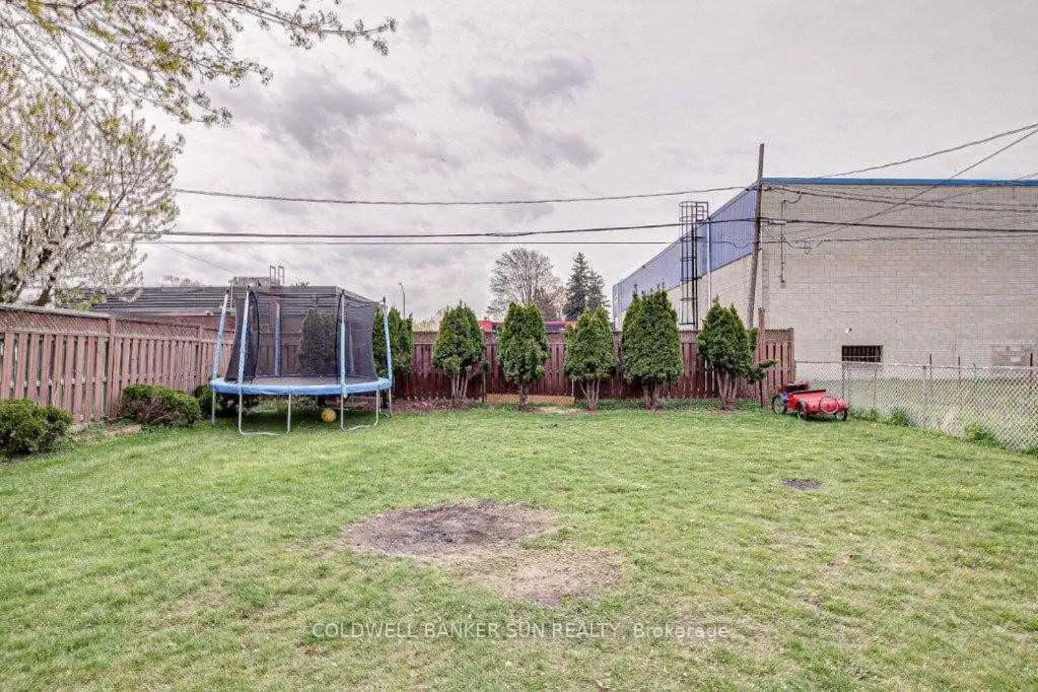 Additional image 14 of 888 Nellis Street