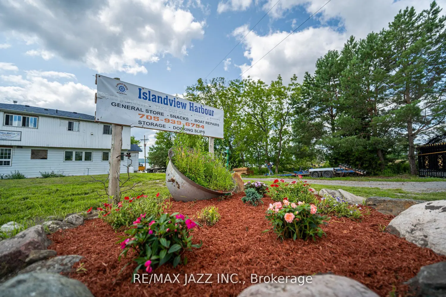 Additional image 3 of 1087 Islandview Drive