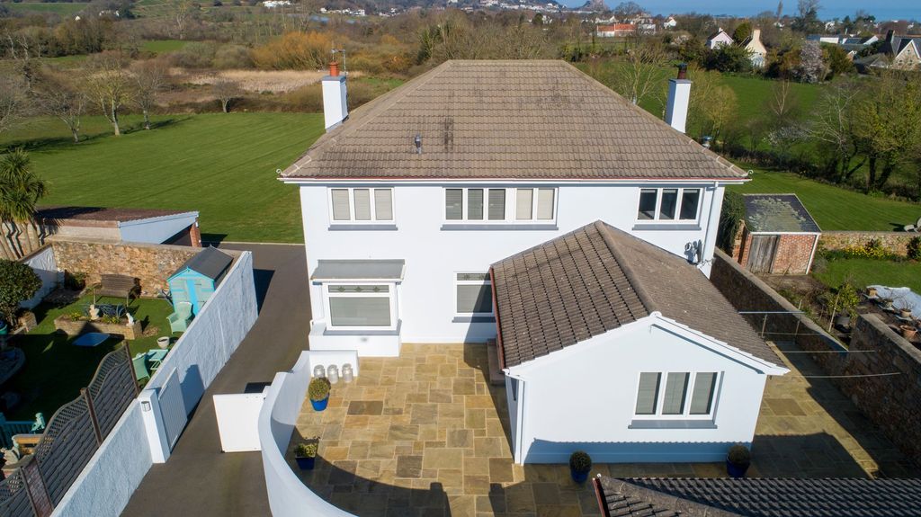 Additional image 45 of 4 bed detached house for saleLe Jardin, Grouville JE3