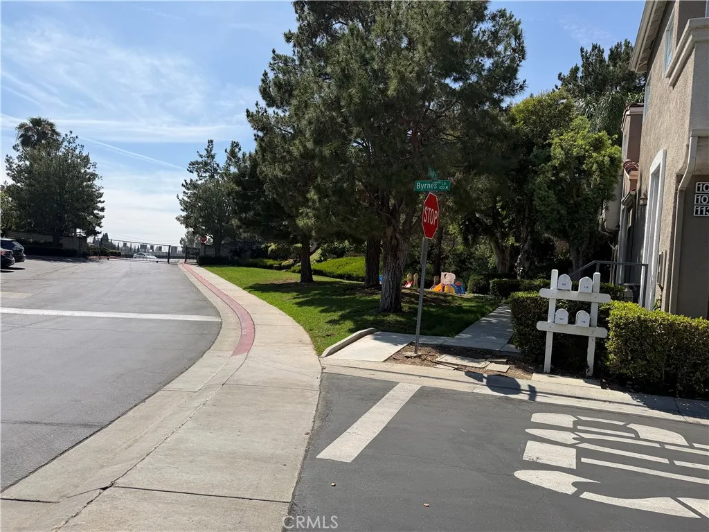 Additional image 23 of 114 Byrnes Ln, Placentia, CA 92870