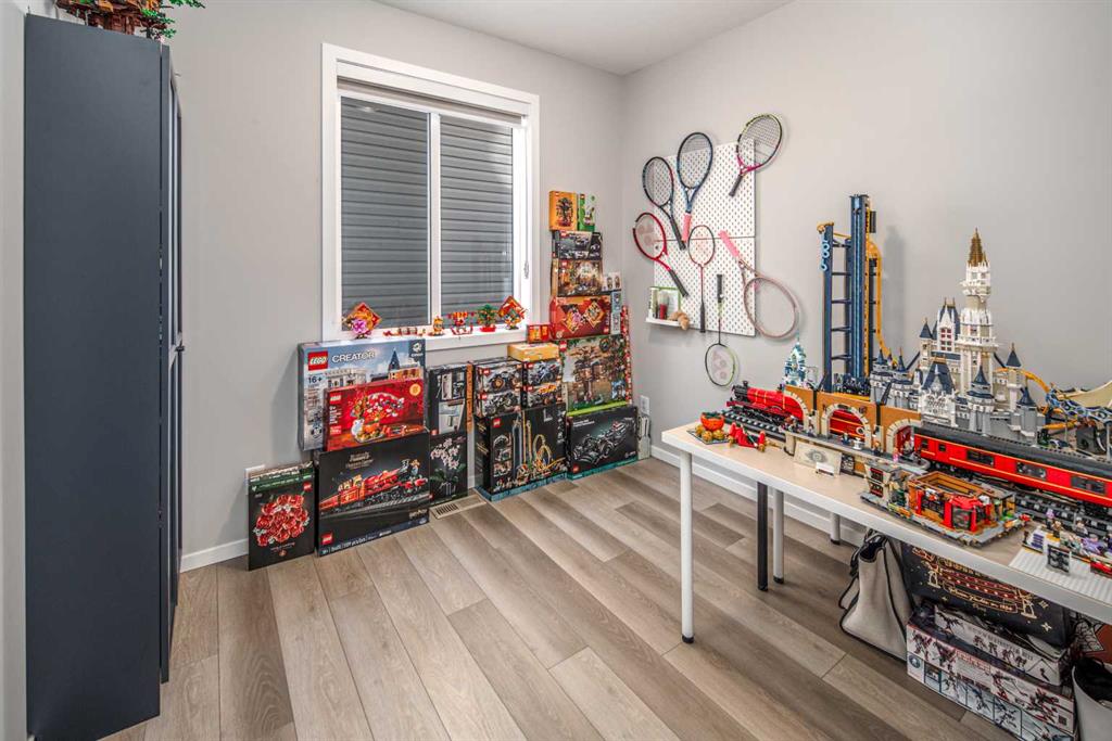 Additional image 5 of 148 Carringham Road Nw , Calgary, AB, T3P 1V3