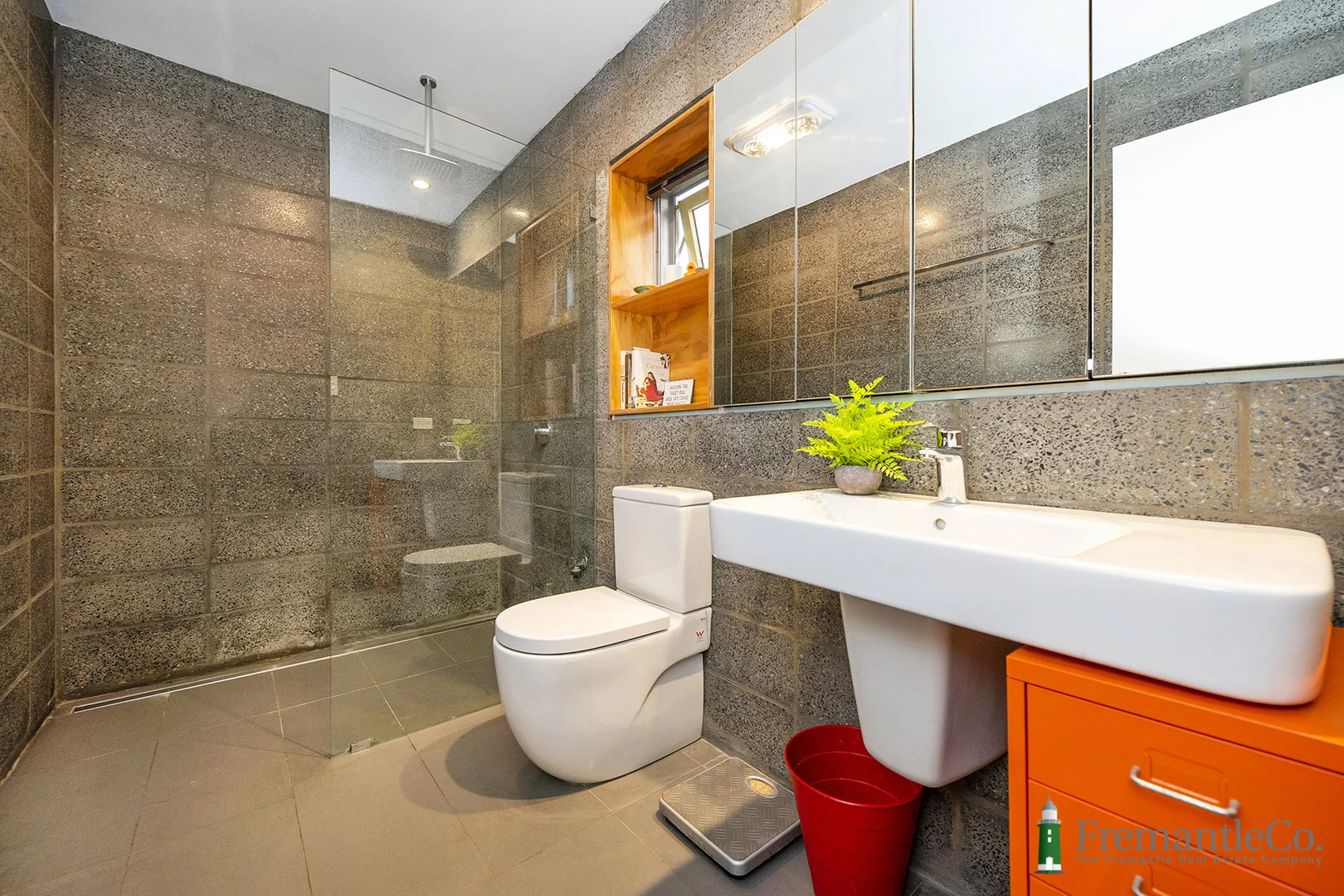 Additional image 17 of 174A Clontarf Rd, Hamilton Hill WA 6163