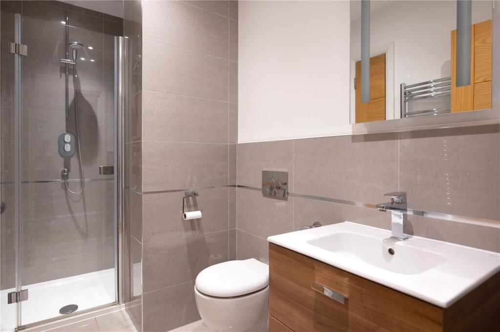 Additional image 4 of Cadoxton Place, 29 Avenue Road, St. Albans, Hertfordshire