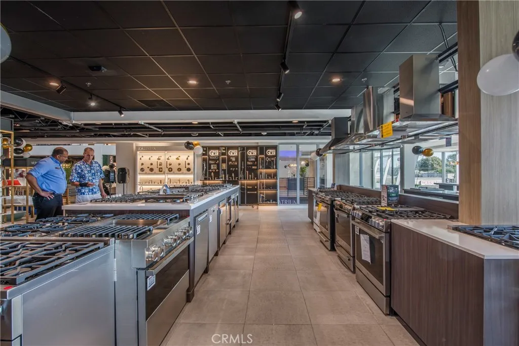 Additional image 7 of 2413 Pacific Coast Highway, Lomita, CA 90717