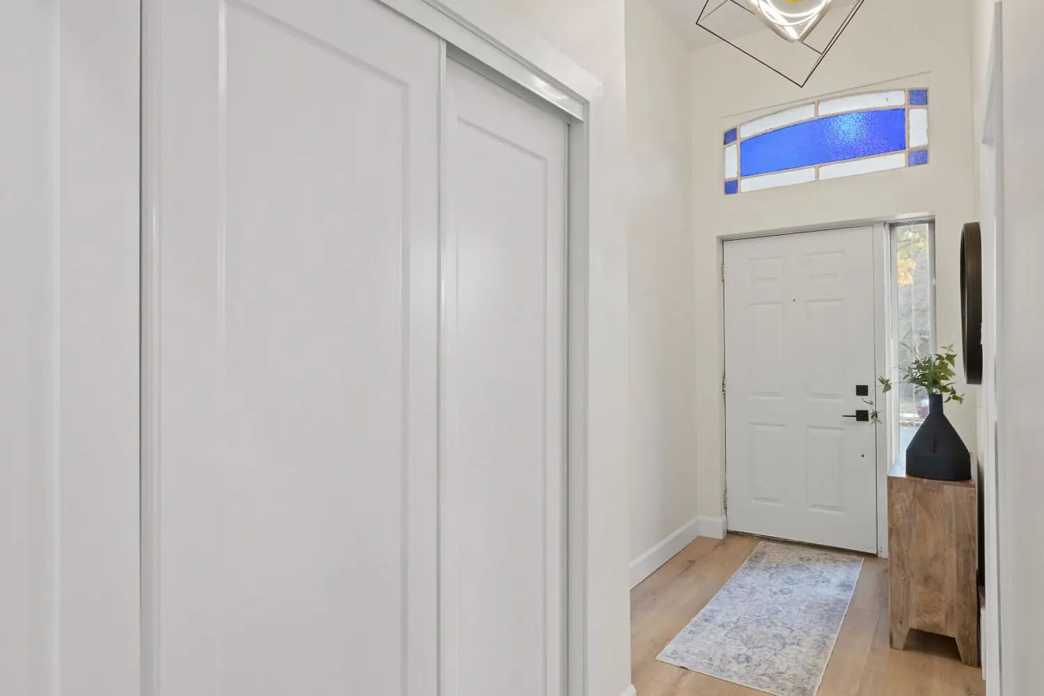 Additional image 3 of 14 Euclid Avenue