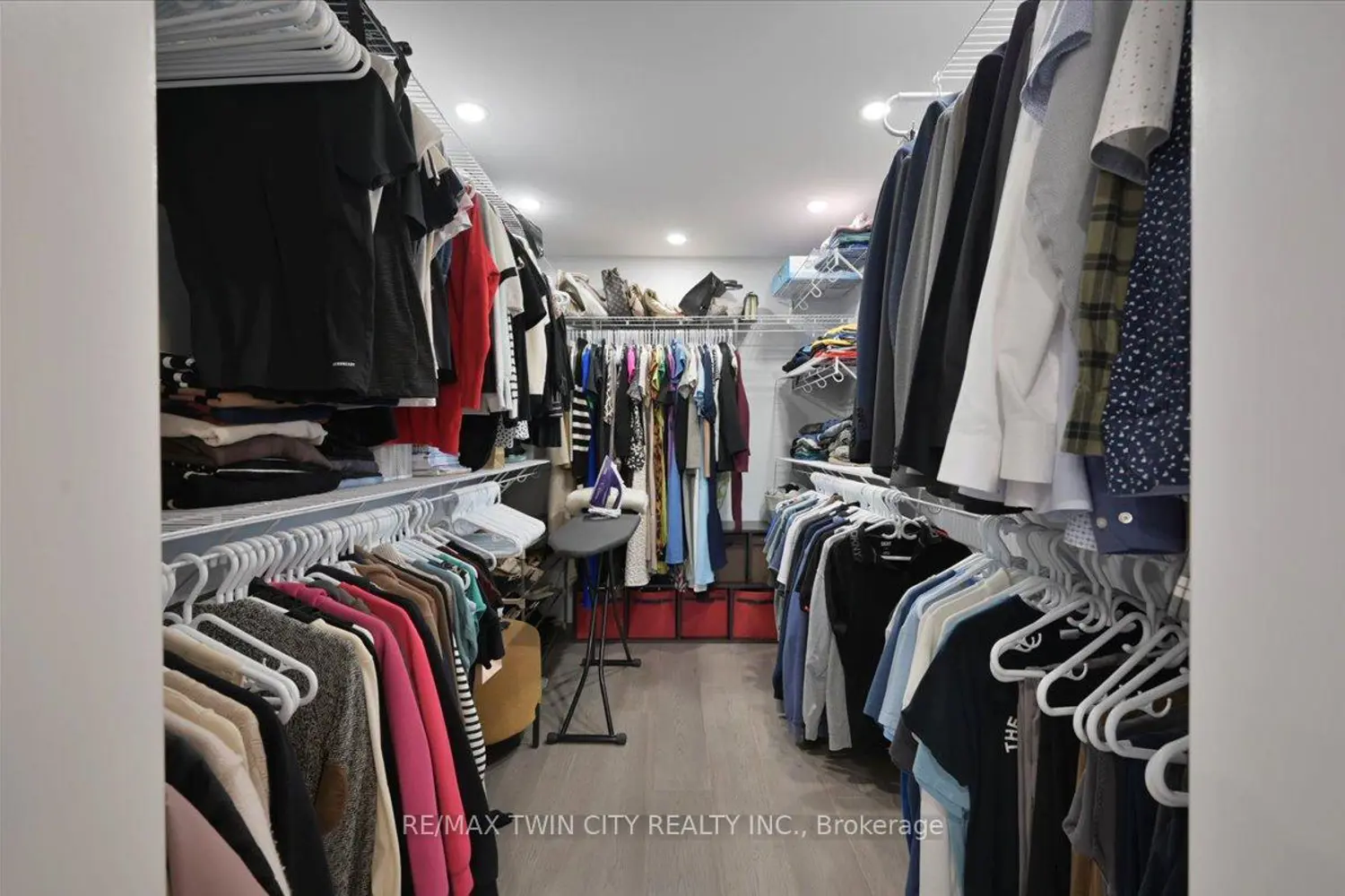 Additional image 8 of 162 Greenbrook Drive