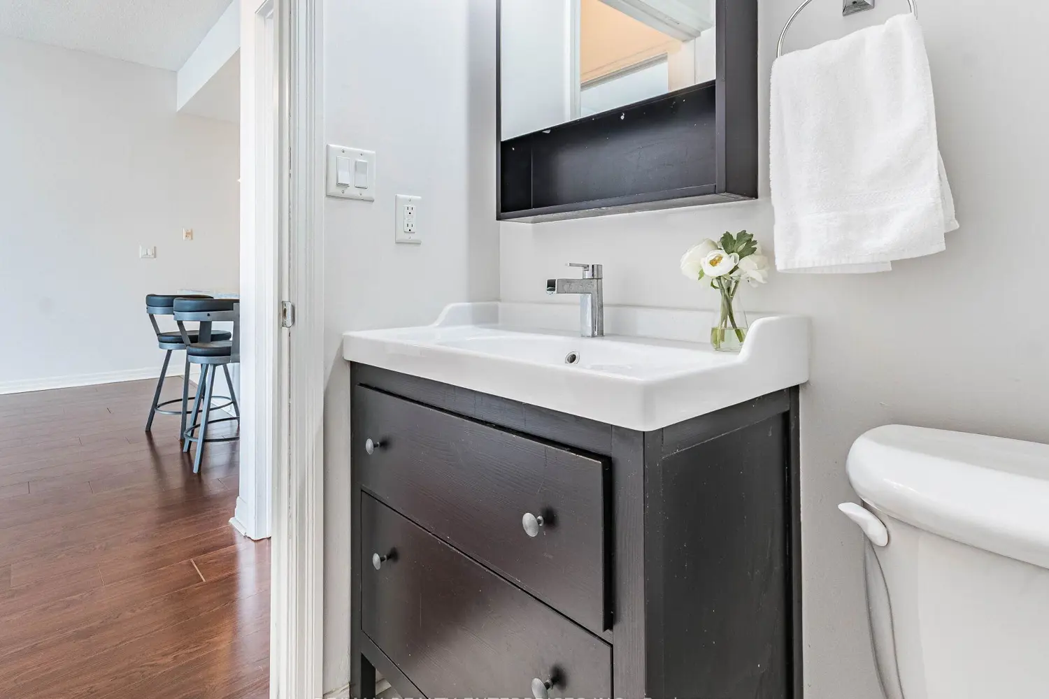 Additional image 15 of 70 Port Street 605