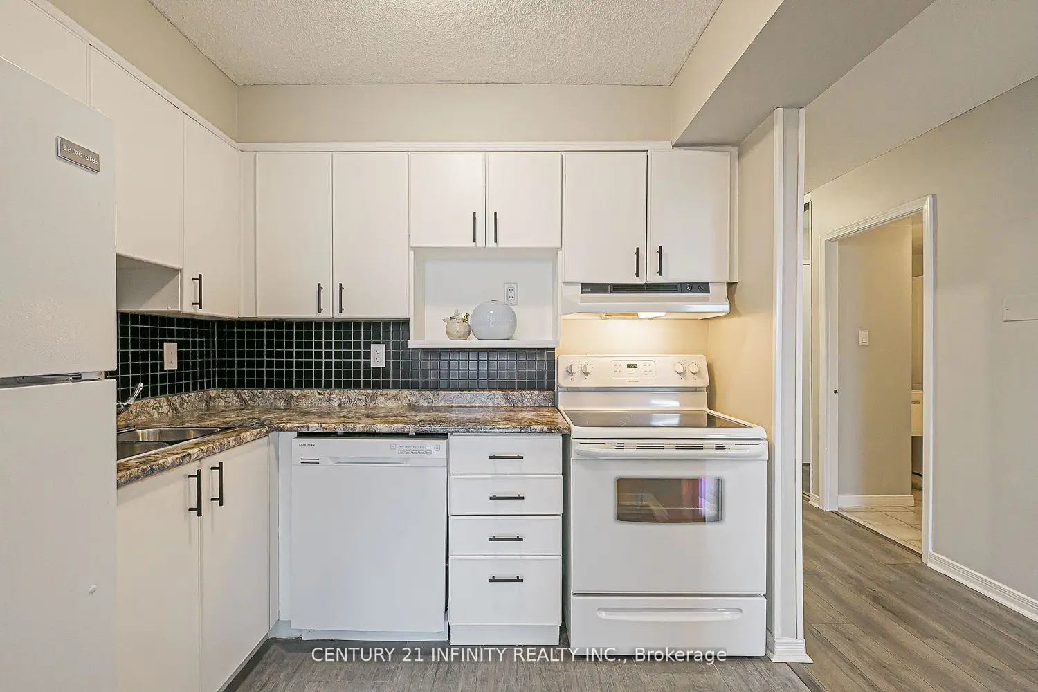 Additional image 7 of 80 Athol Street 306