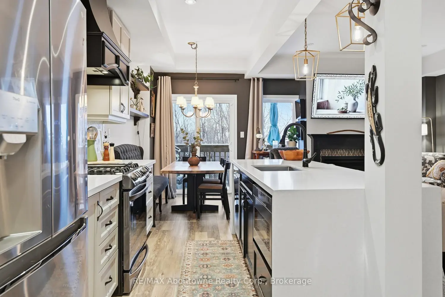 Additional image 2 of 3969 Crown Street