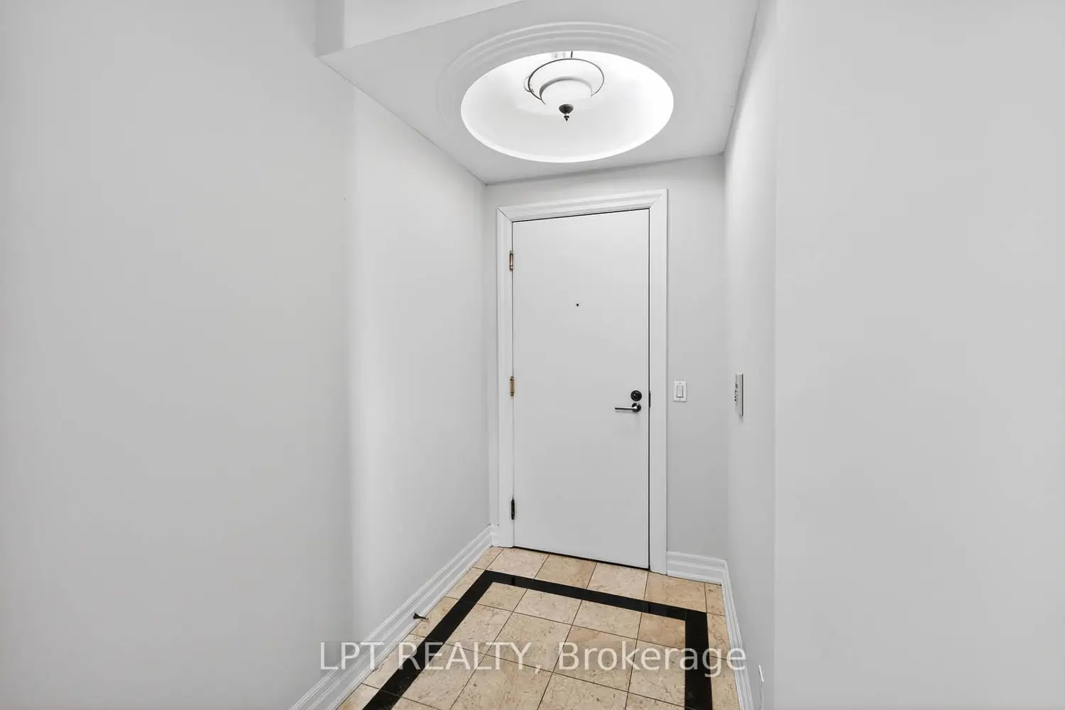 Additional image 13 of 2083 Lake Shore Boulevard 812