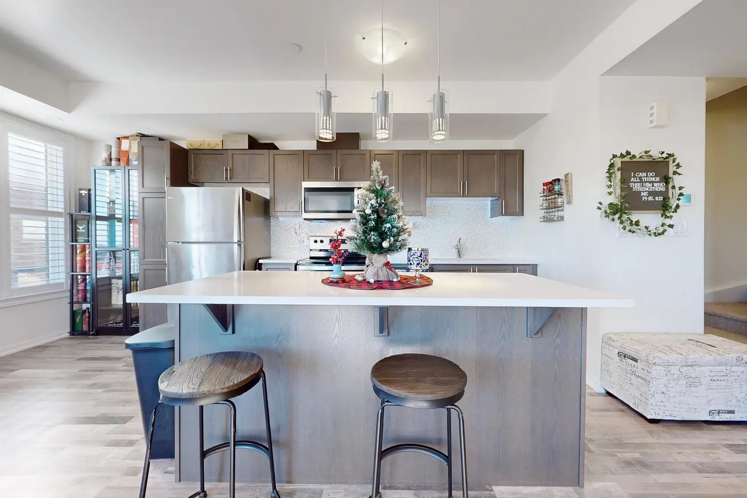 1460 Whites Road 214