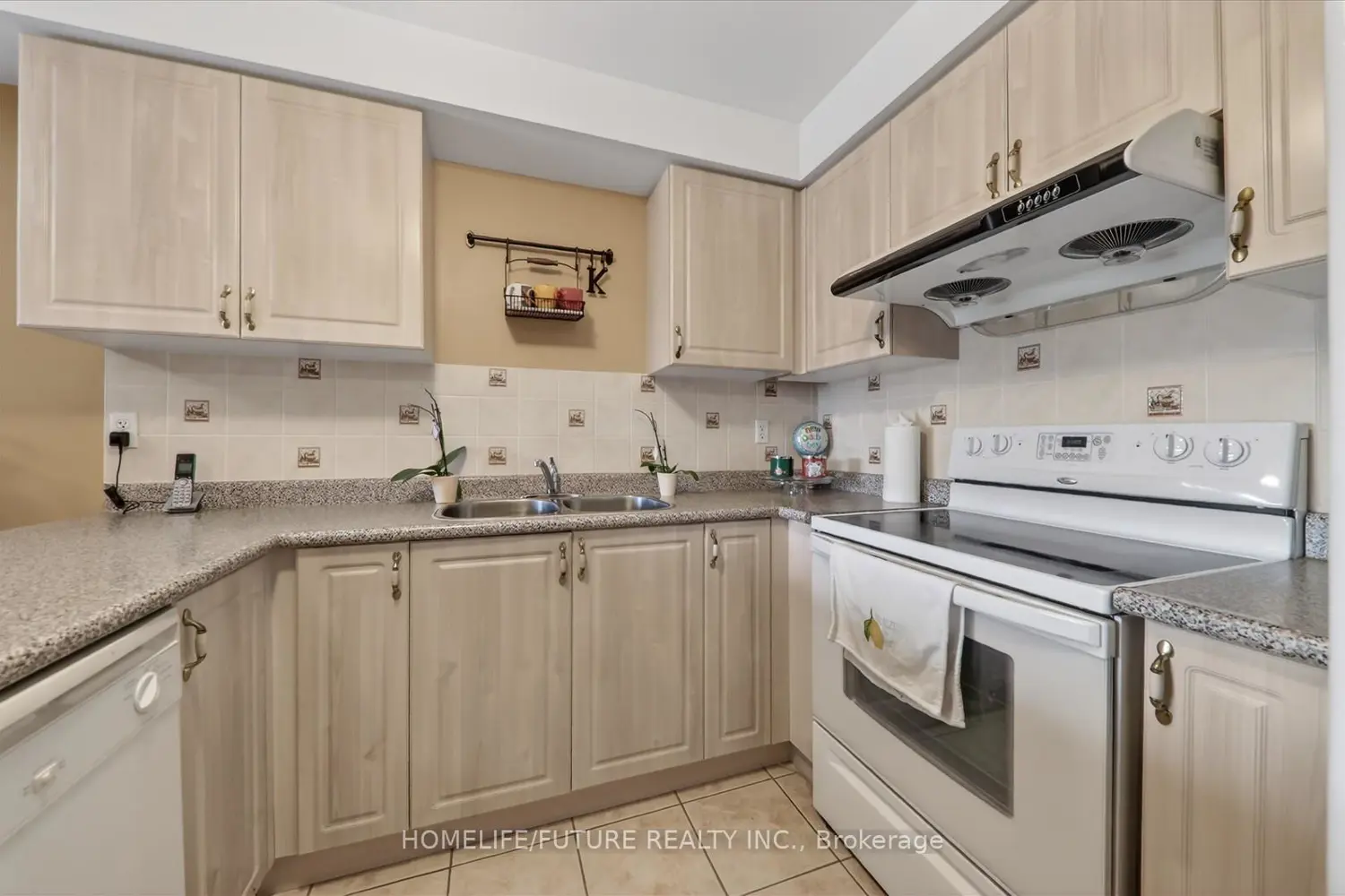 Additional image 9 of 435 Middlefield Road 21