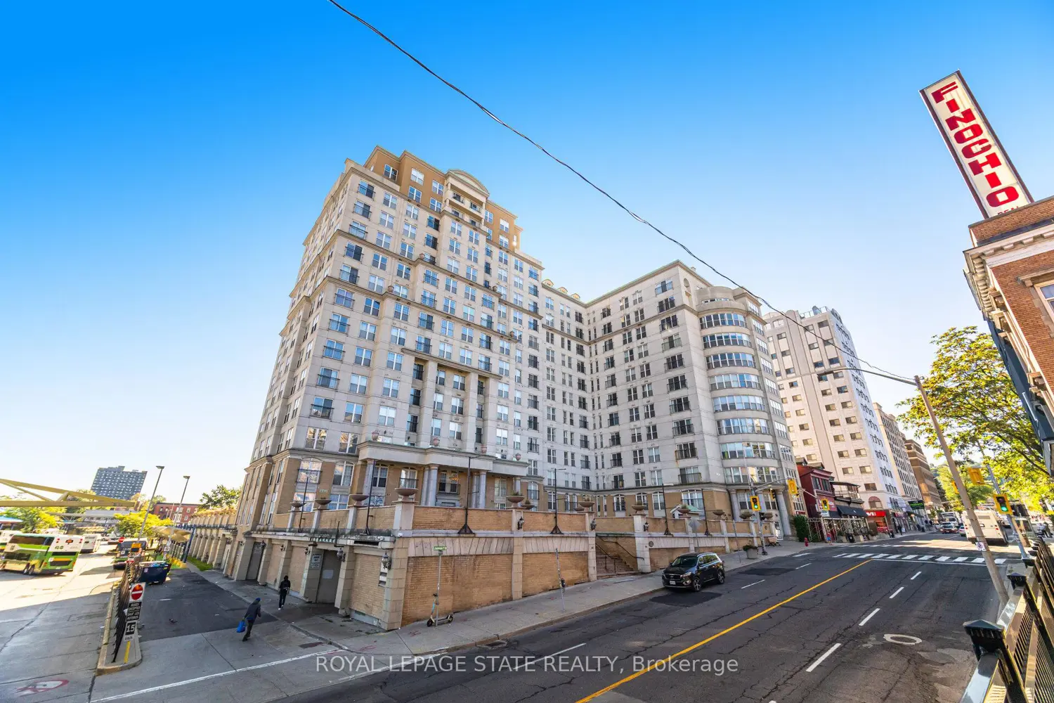 135 James Street 1605