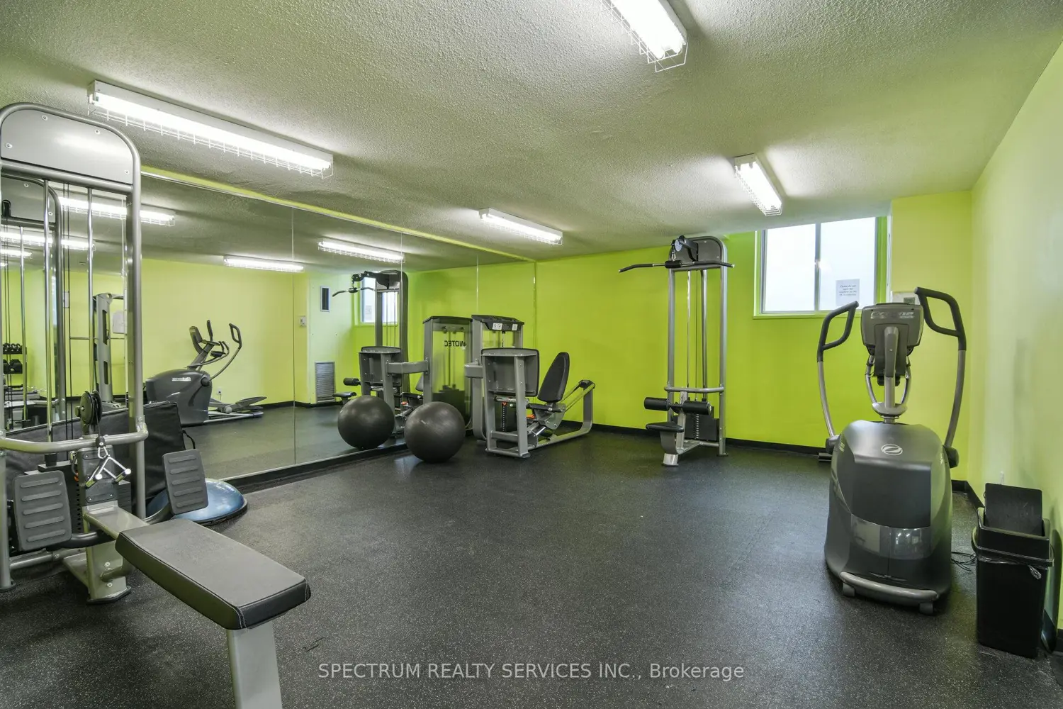 Additional image 20 of 85 Emmett Avenue 1210