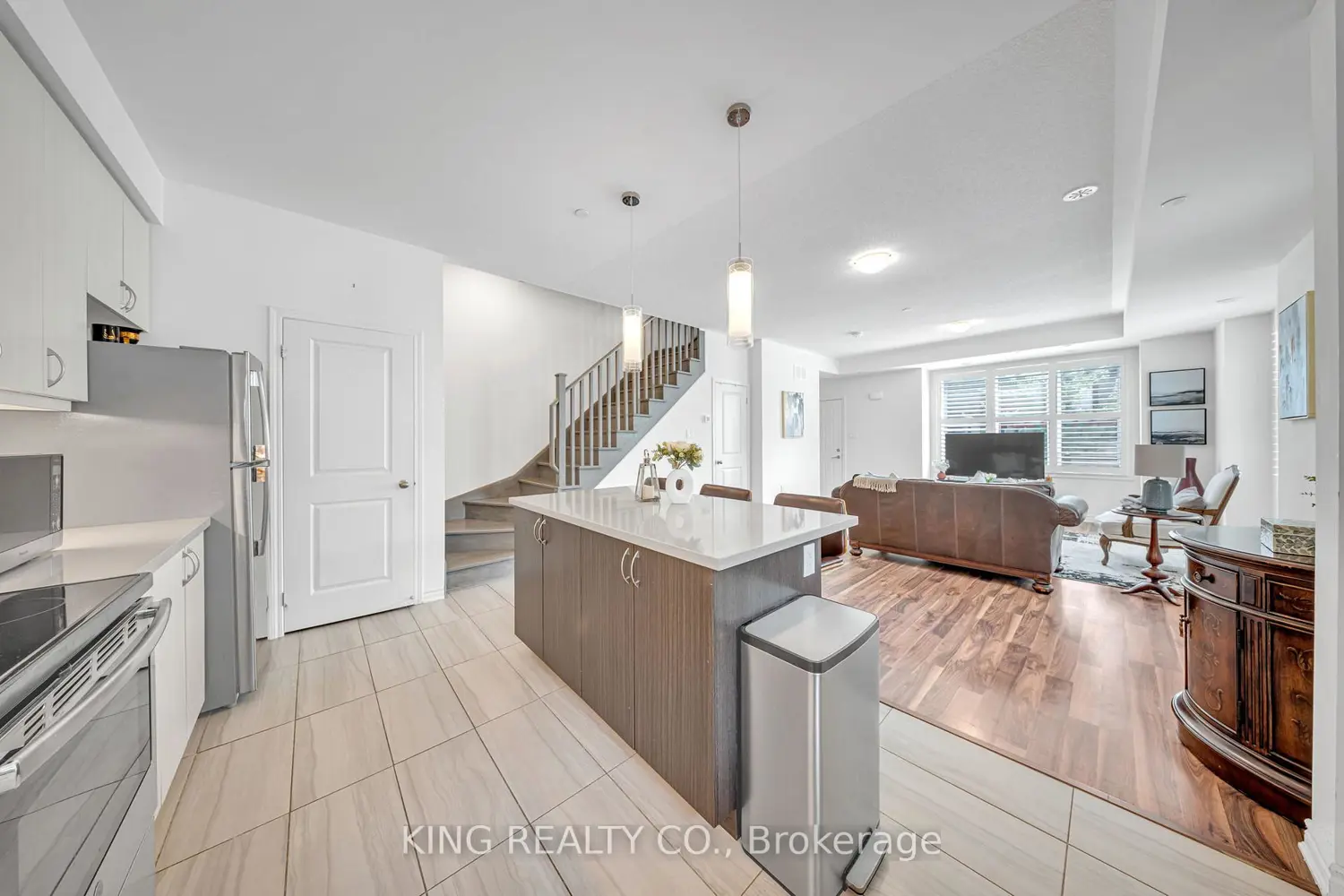 Additional image 3 of 2212 Bromsgrove Road 10