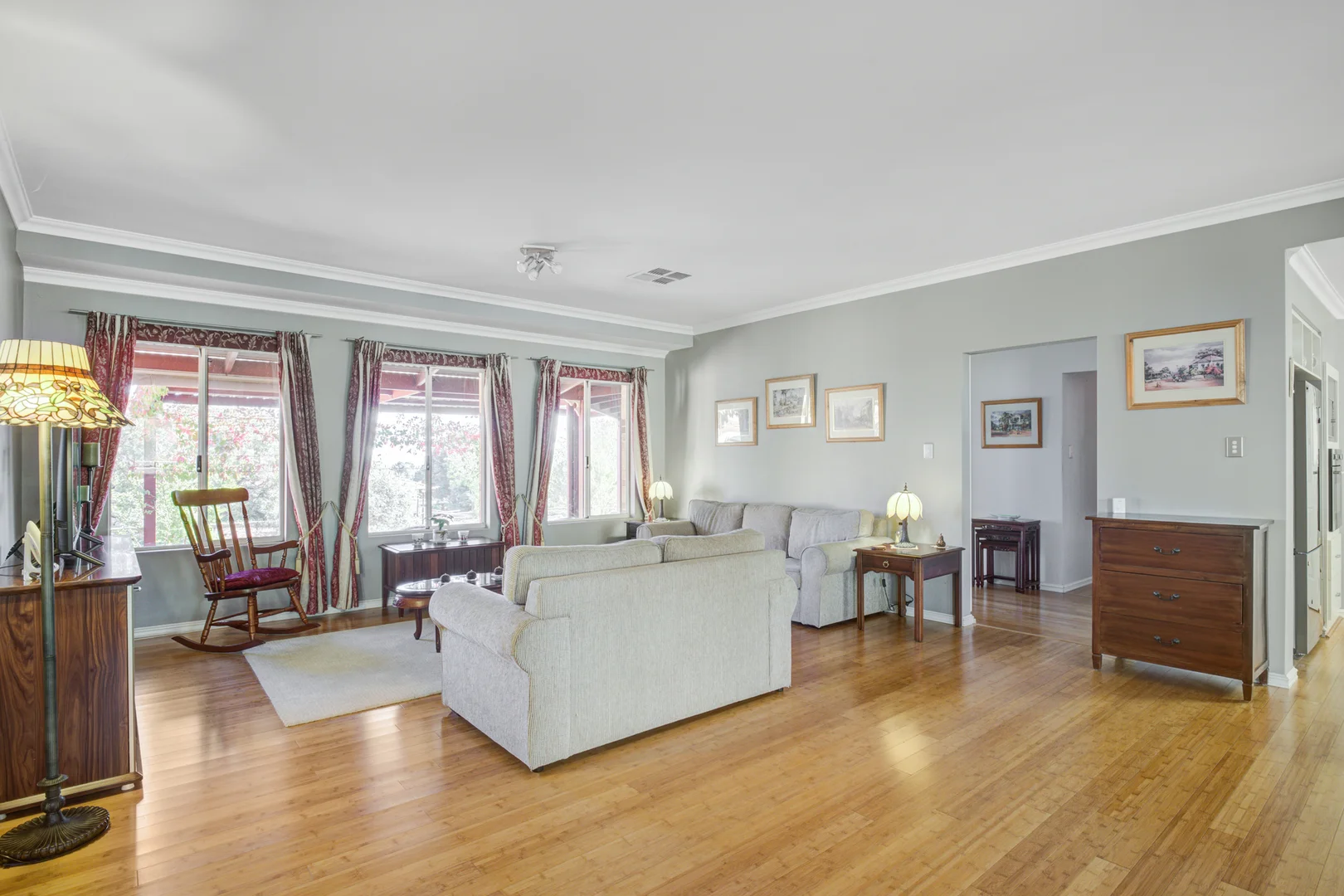 Additional image 8 of 220 Viveash Road, Swan View WA 6056