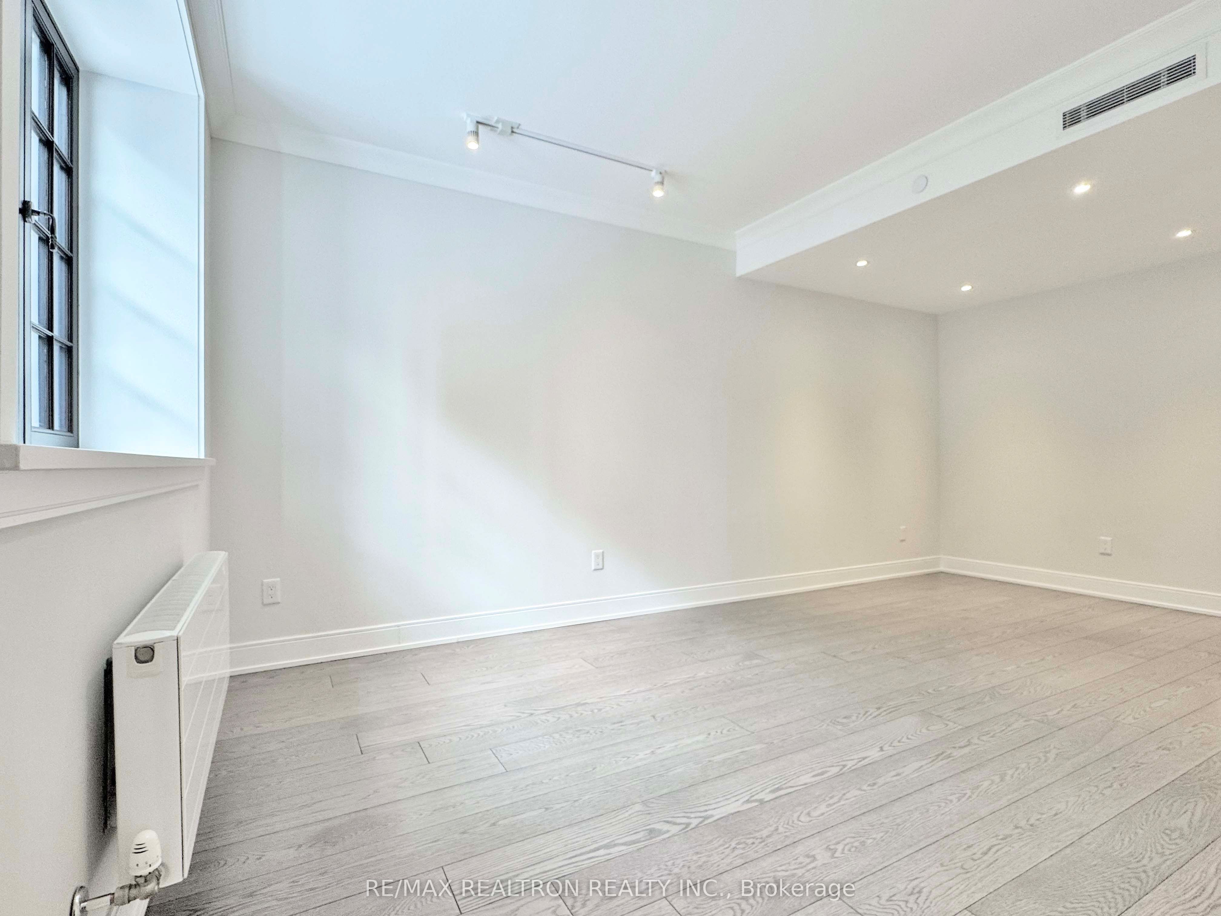 Additional image 2 of 105-2 Clarendon Avenue, Toronto, ON, M4V 1H9