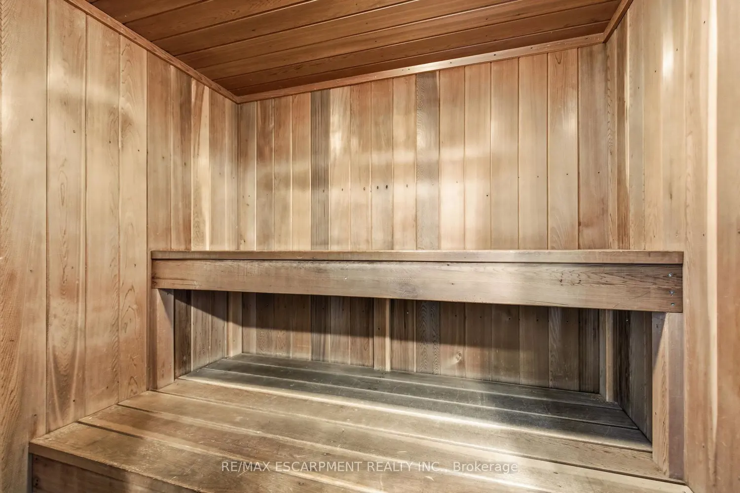 Additional image 12 of 1235 Barton Street