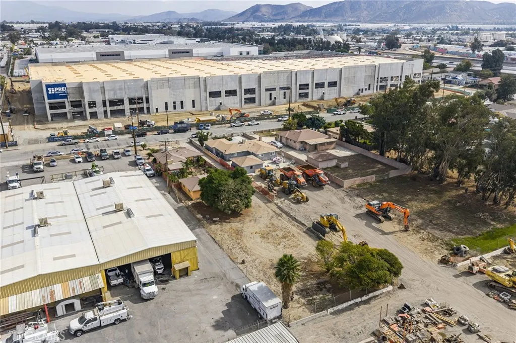 Additional image 45 of 10180 Redwood Ave, Fontana, CA 92335