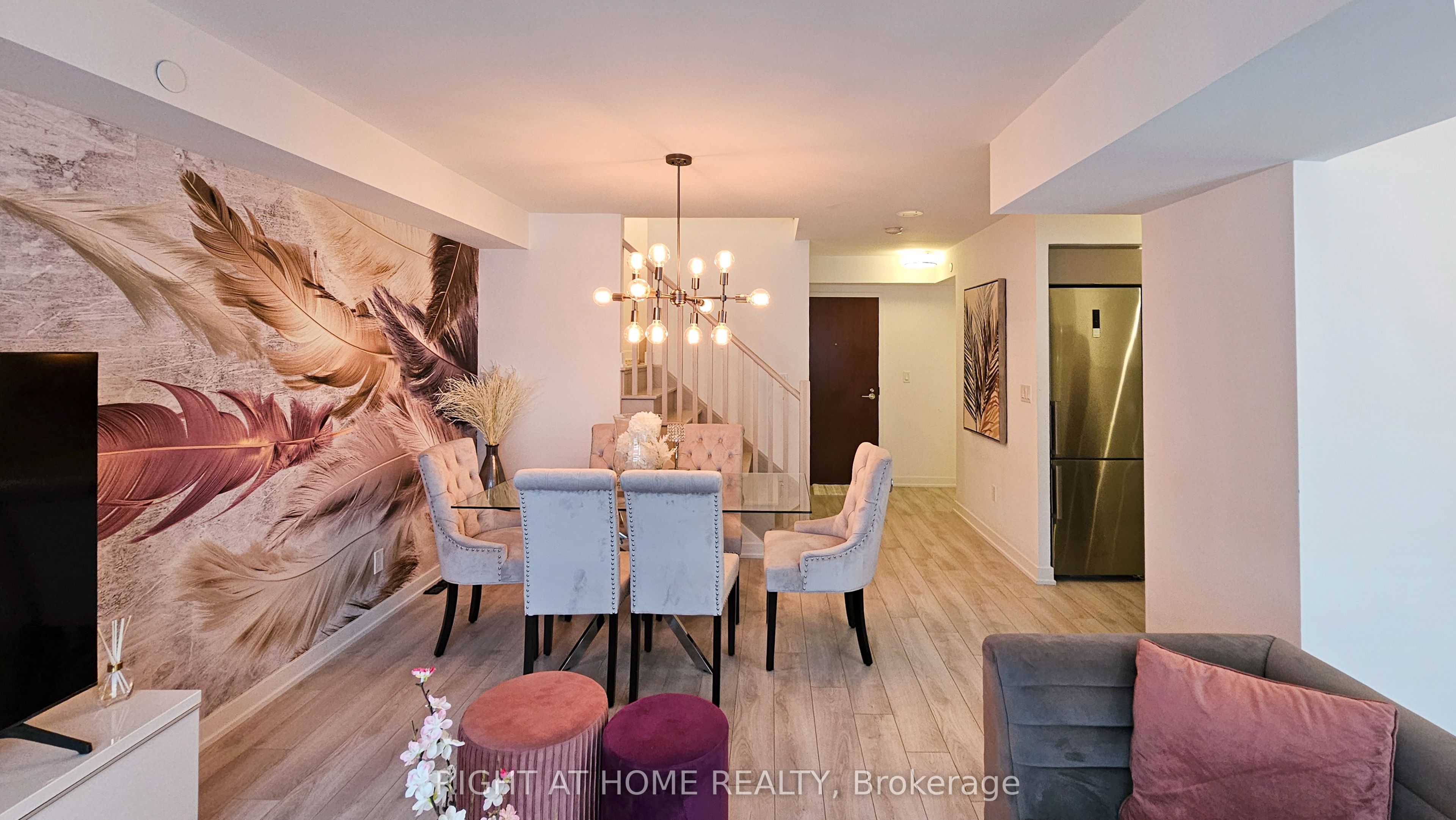 Additional image 5 of 101-118 Varna Drive, Toronto, ON, M6A 1N3