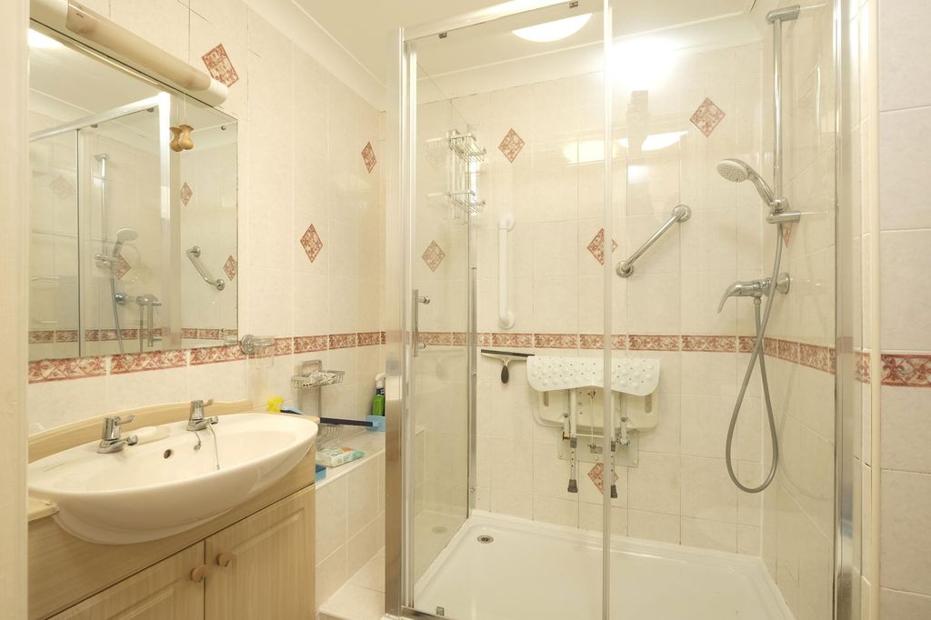 Additional image 6 of 1 bed flat for saleWallace Court, Station Street, Ross-On-Wye, Herefordshire HR9
