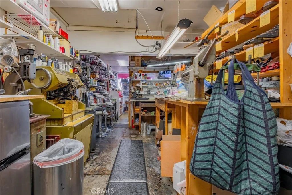 Additional image 12 of 126 S Myrtle Avenue, Monrovia, CA 91016