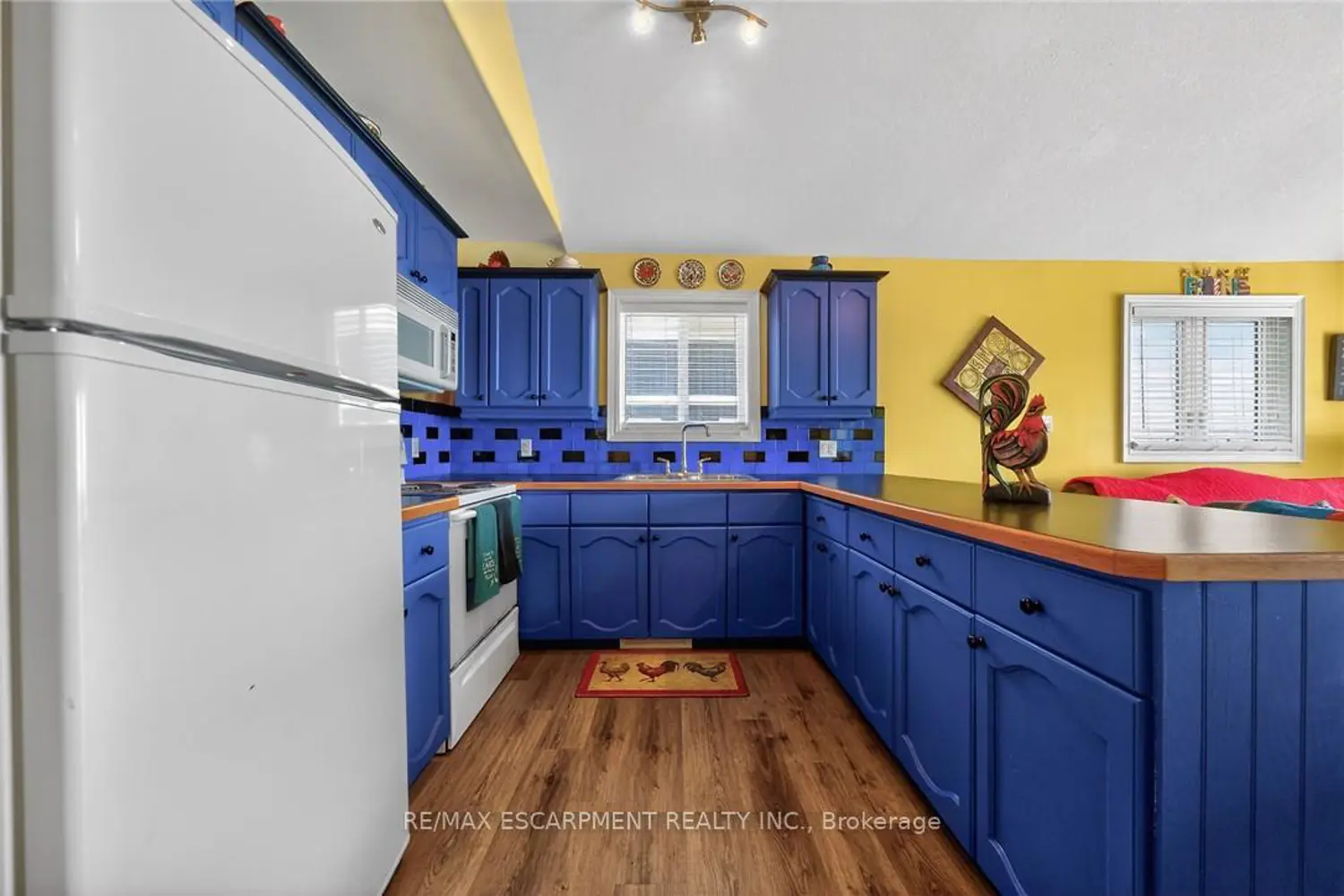 Additional image 17 of 751 Lakeshore Road