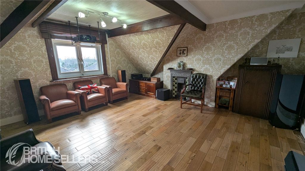 Additional image 25 of 6 bed semi-detached house for salePark Road, Hartlepool, Durham TS26