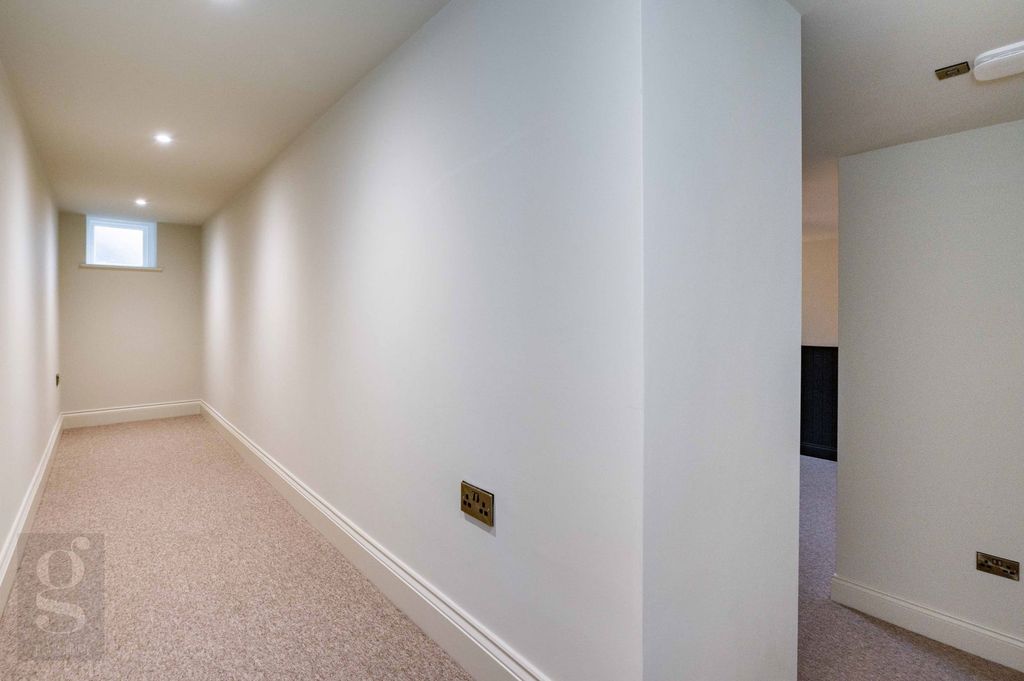 Additional image 11 of 2 bed flat for saleWilton Road, Ross-On-Wye HR9