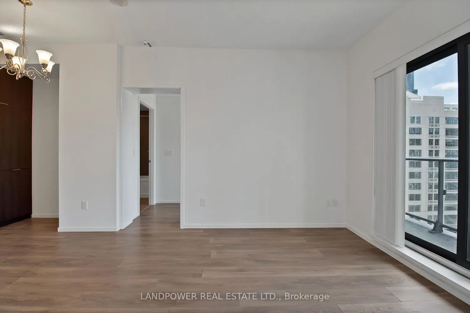 Additional image 9 of 159 Dundas Street 1107