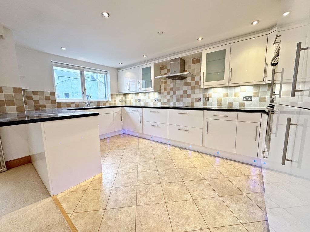 Additional image 15 of 3 bed flat for saleApartment 6, The Net Loft, East Quay, Peel IM5