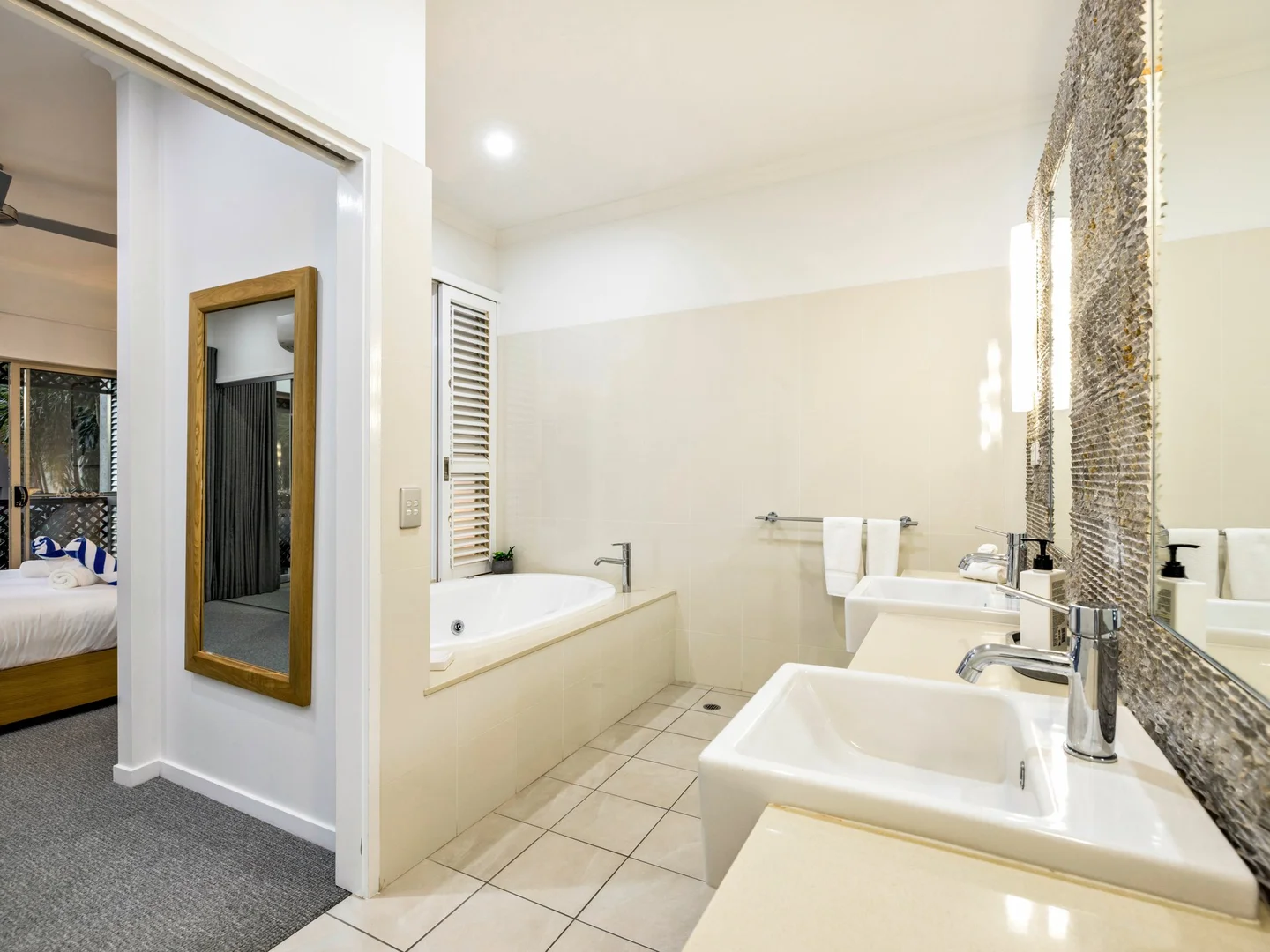 Additional image 15 of 102/12-21 Gregory Street, Westcourt QLD 4870