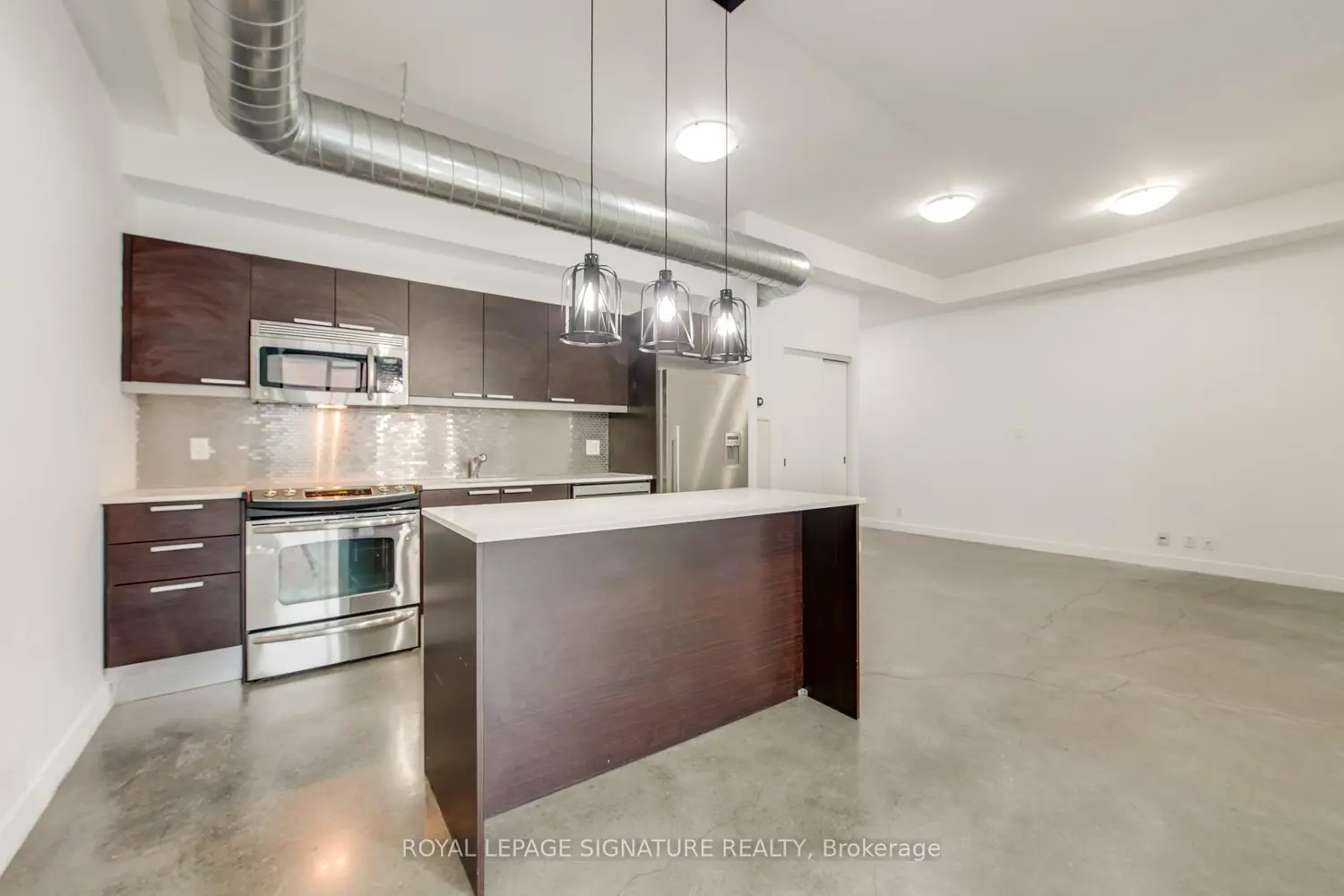 Additional image 9 of 625 Queen Street 211