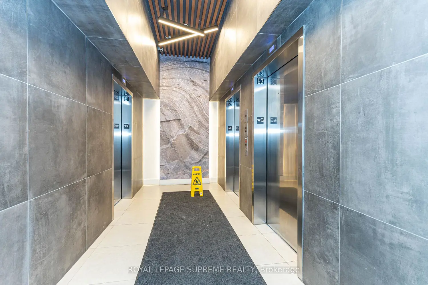 Additional image 7 of 297 Oak Walk Drive 2010