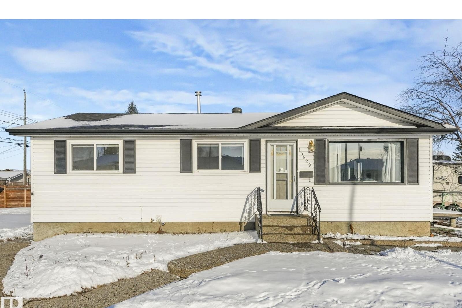Additional image 7 of 13529 69 Street NW, Edmonton, AB, T5C0H7