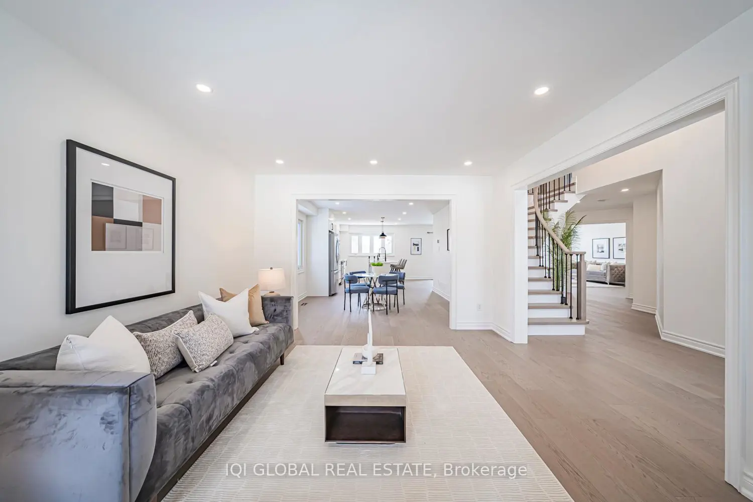 Additional image 3 of 2211 Rockingham Drive