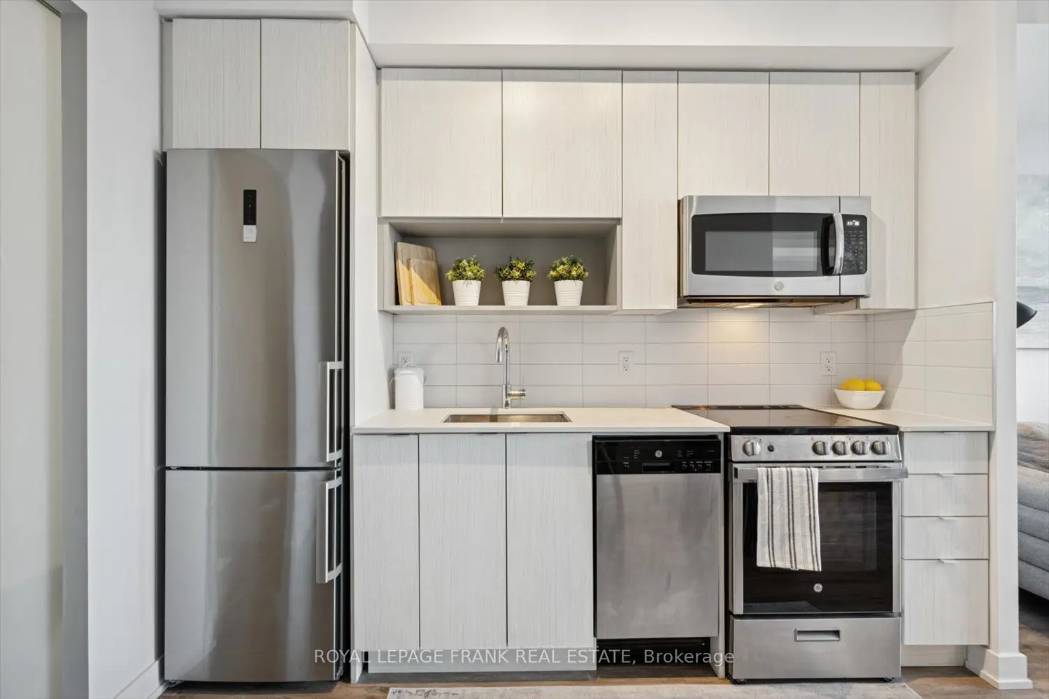 Additional image 5 of 630 Greenwood Avenue 409