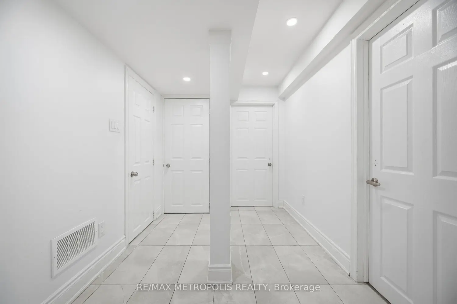 Additional image 16 of 43 El Camino Way