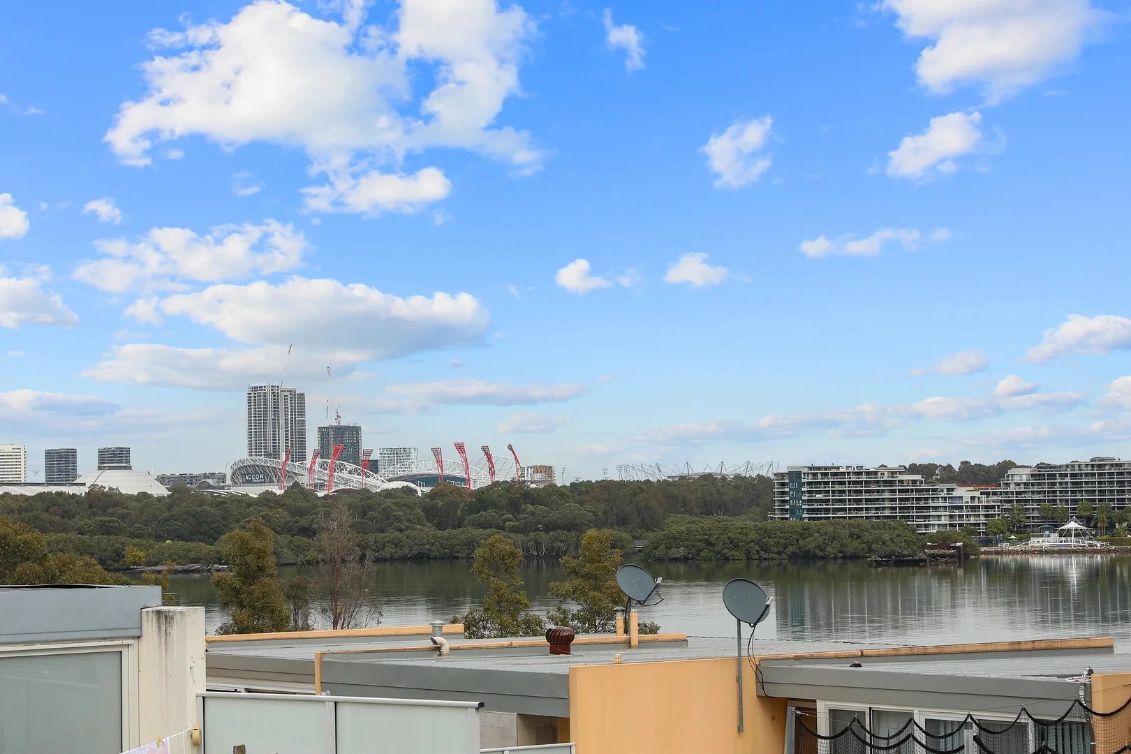 Additional image 3 of H201/10-16 Marquet Street, Rhodes NSW 2138