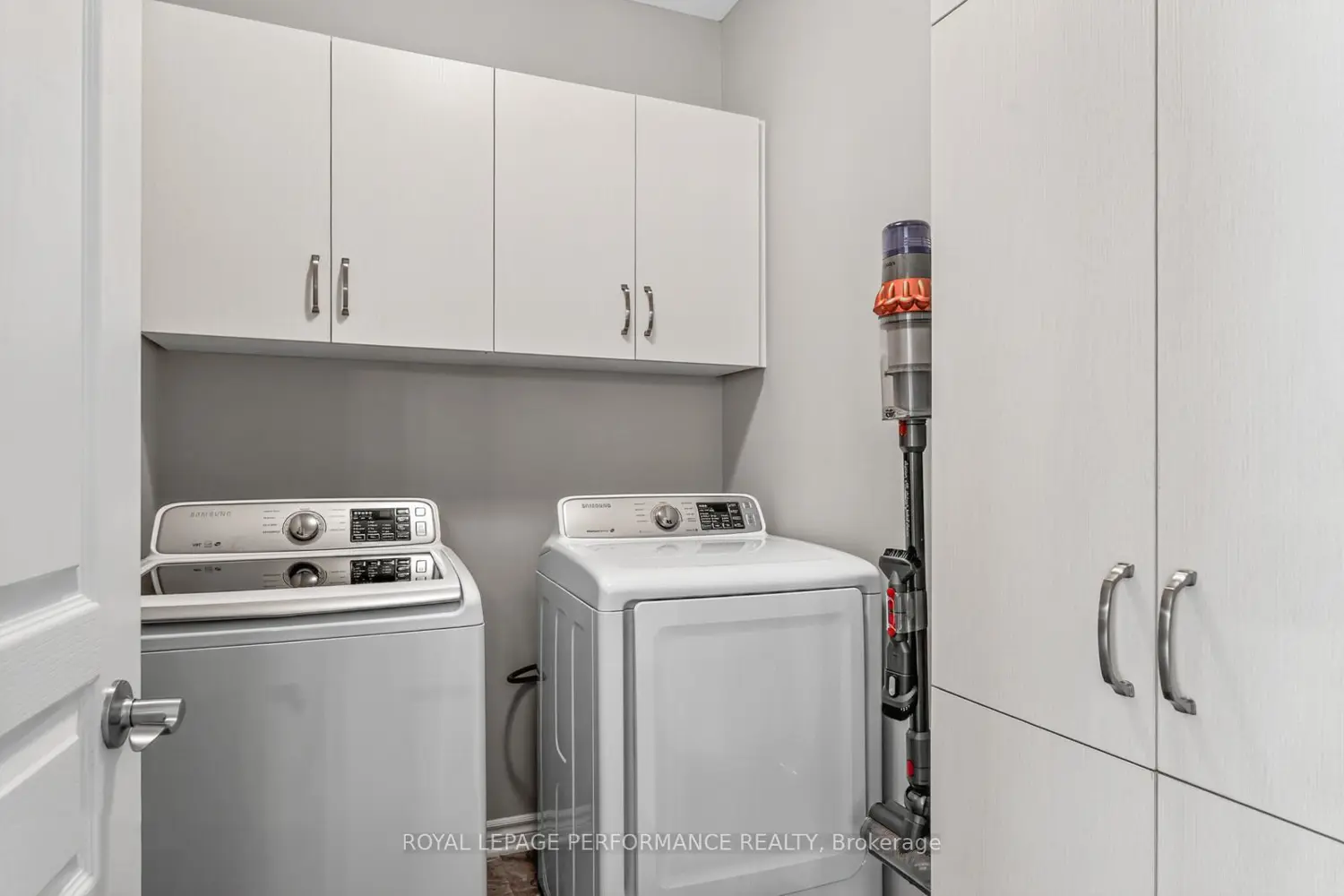 Additional image 9 of 88 Des Rails Street