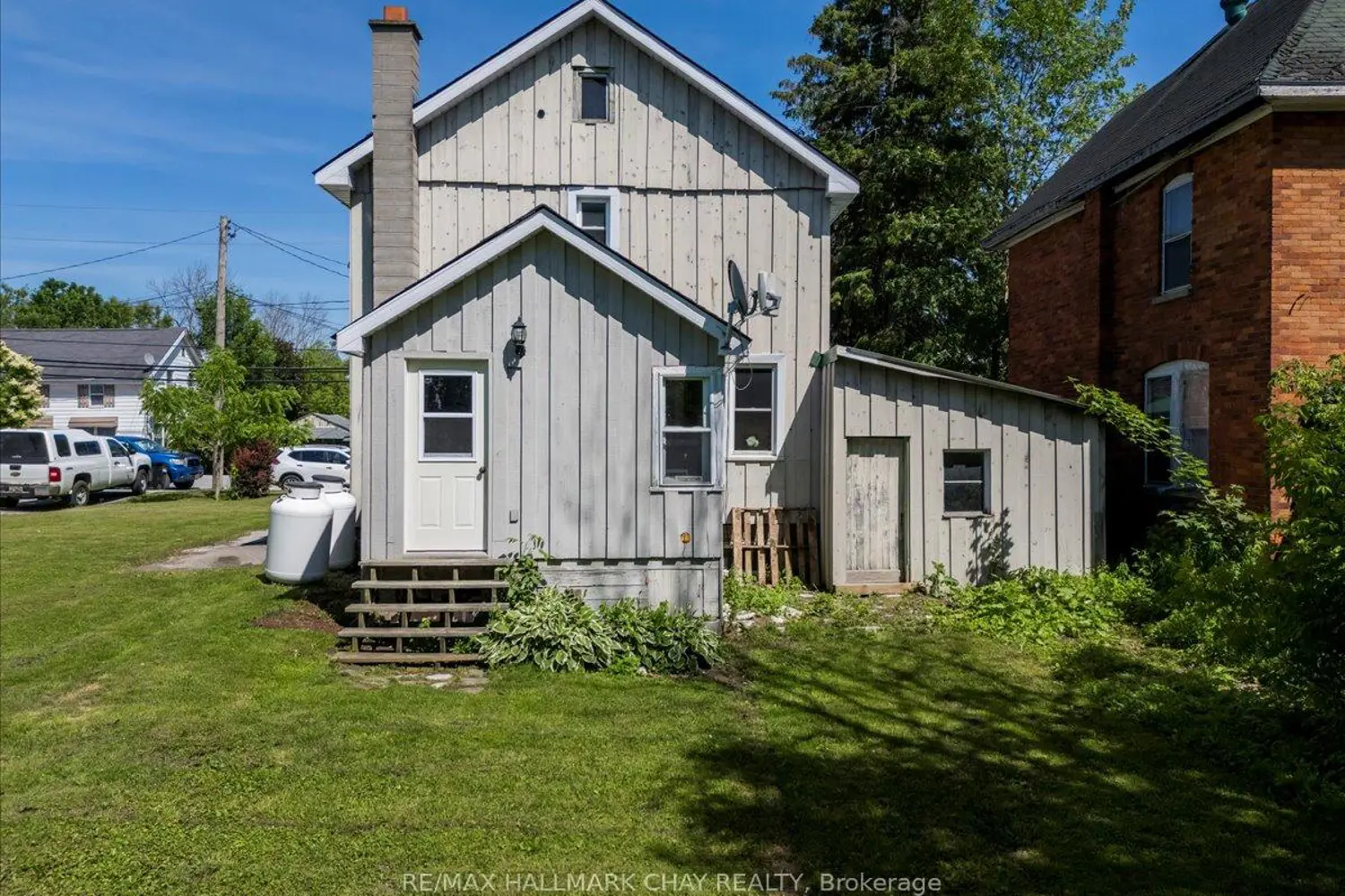 Additional image 16 of 3366 Muskoka Street