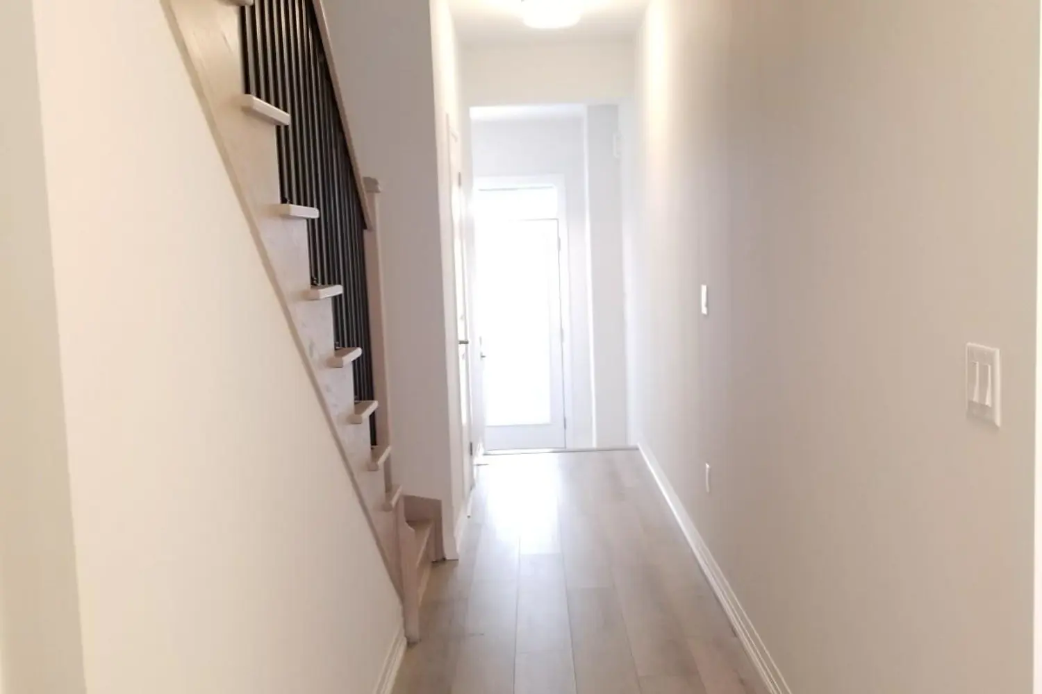 71 Schmeltzer Crescent photo 3