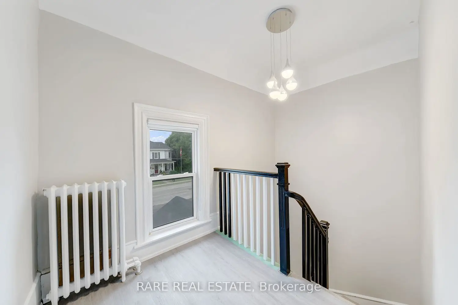 Additional image 13 of 4372 Ontario Street