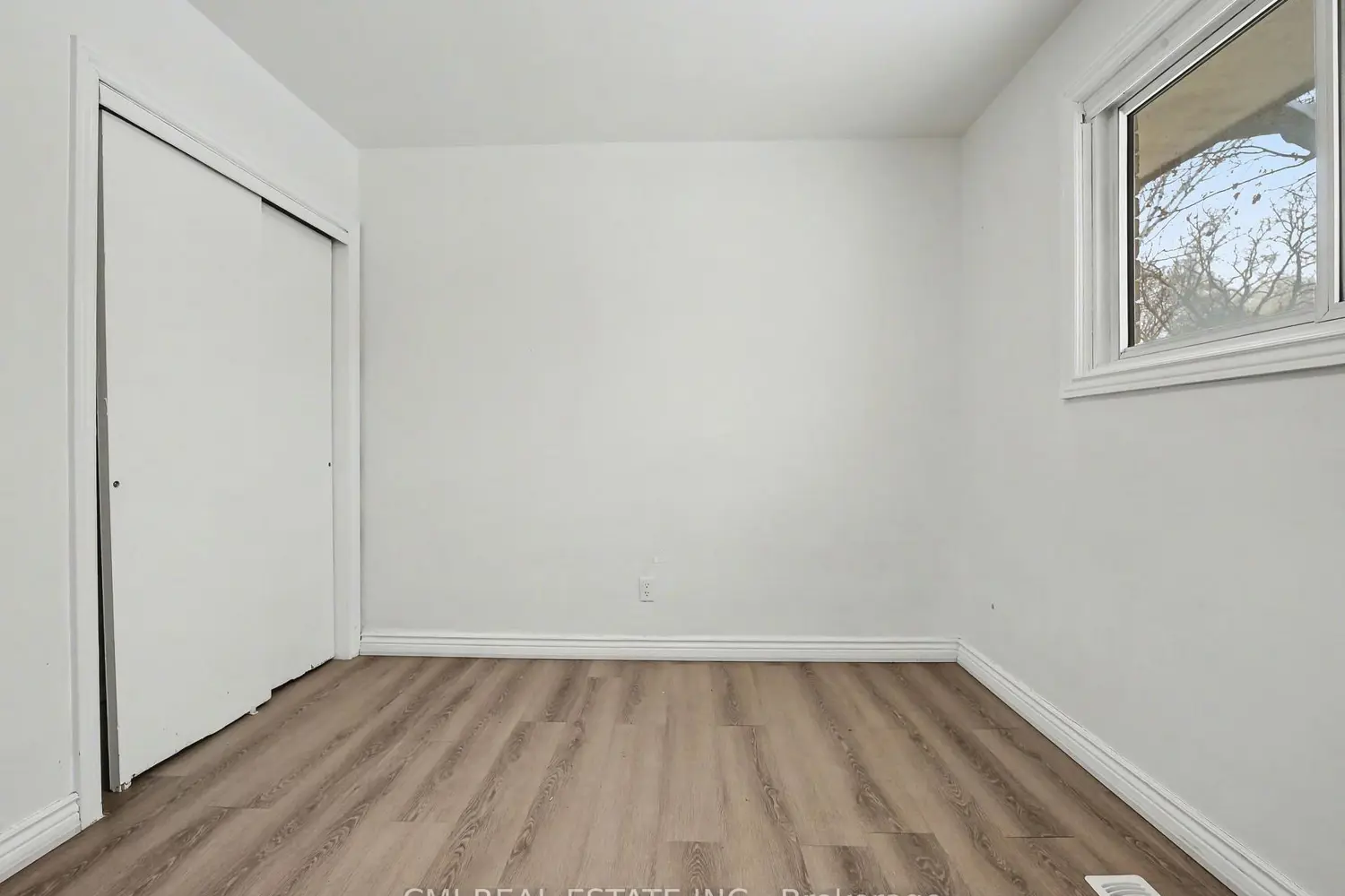 Additional image 11 of 4306 East Avenue