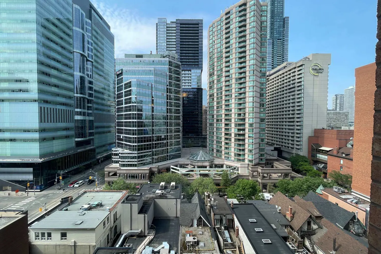 Additional image 2 of 633 Bay Street 1222