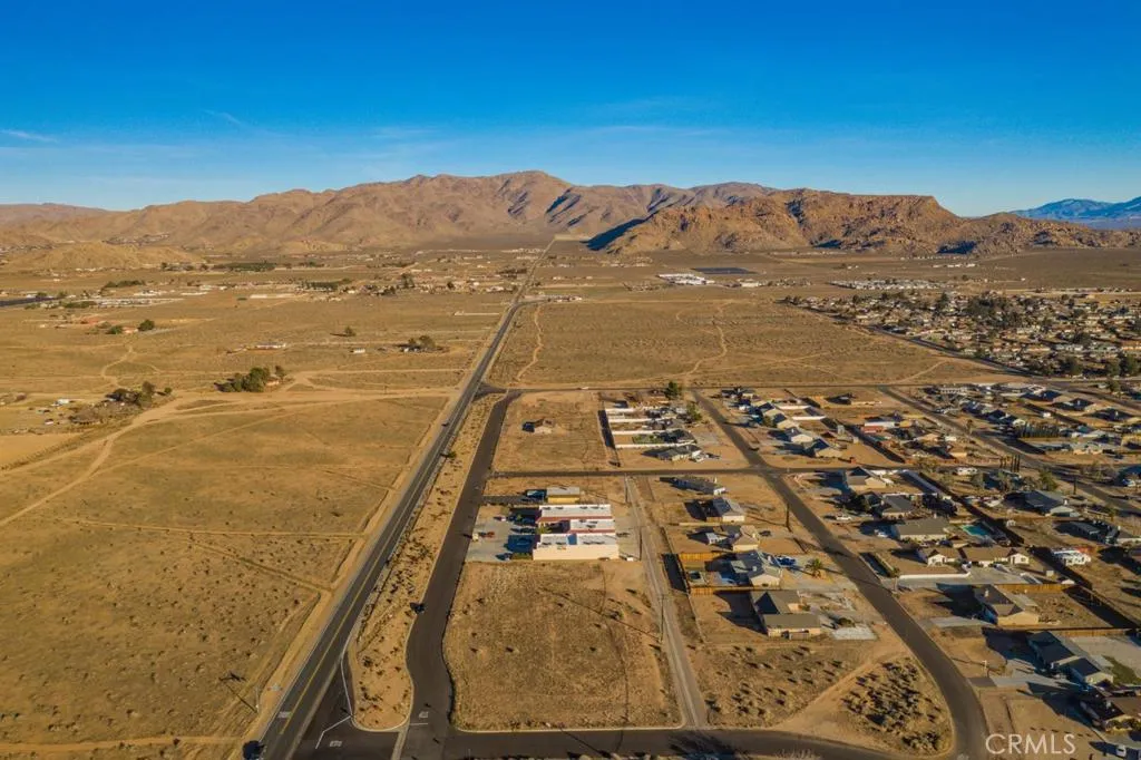 Additional image 14 of 706 Outer Hwy 18 S, Apple Valley, CA 92307